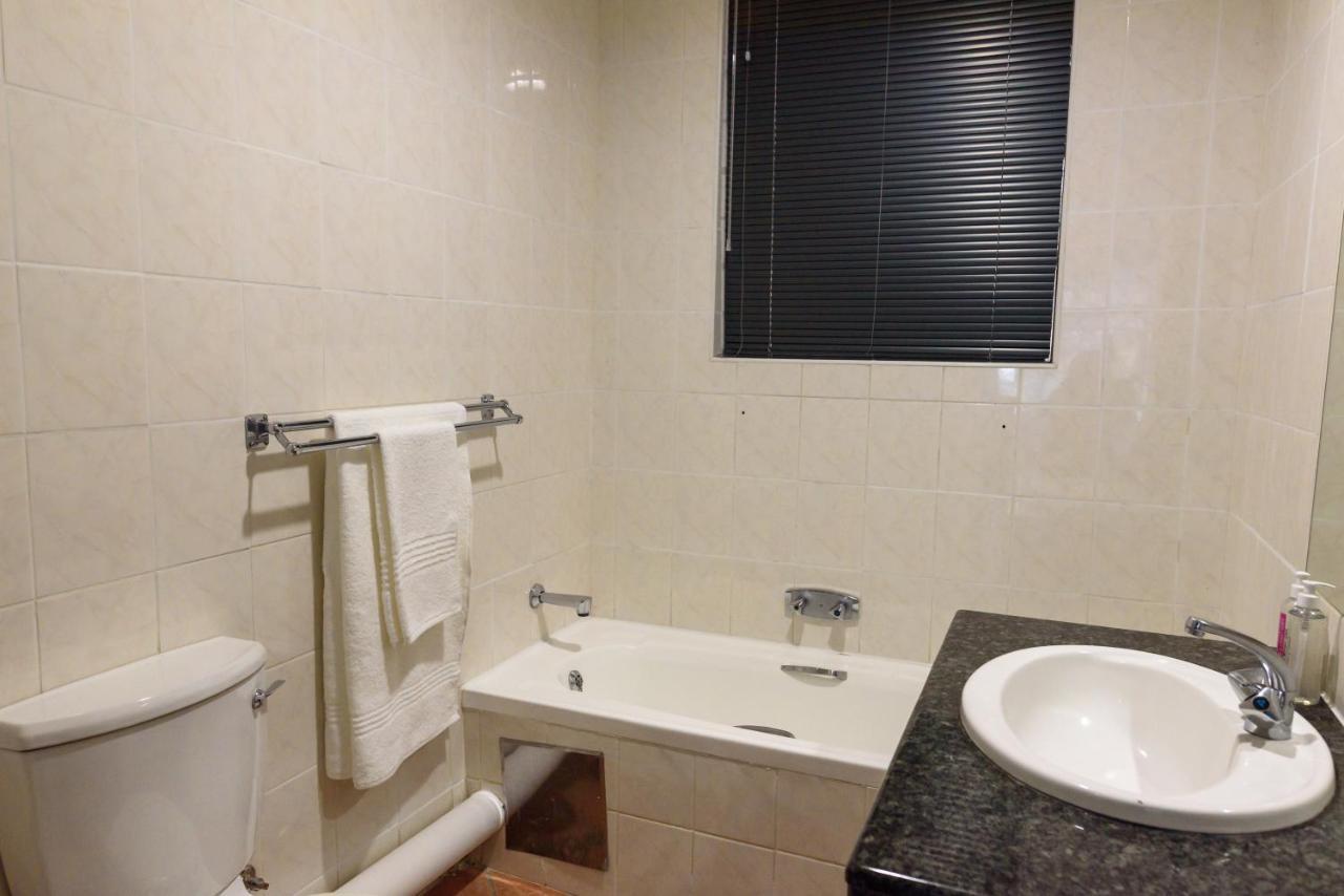 The Jack Rose Hotel, Rosebank, Gautrain Johannesburg Zewnętrze zdjęcie